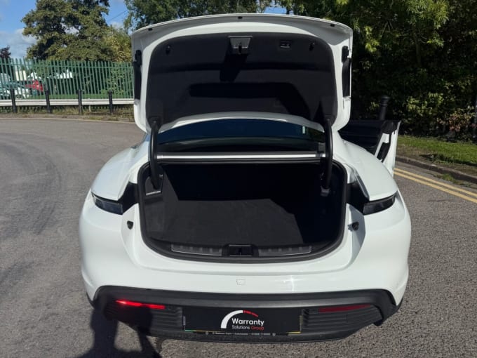2025 Porsche Taycan