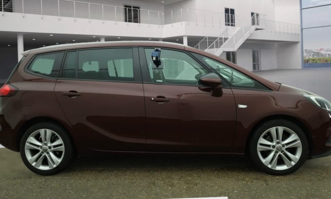 2025 Vauxhall Zafira Tourer