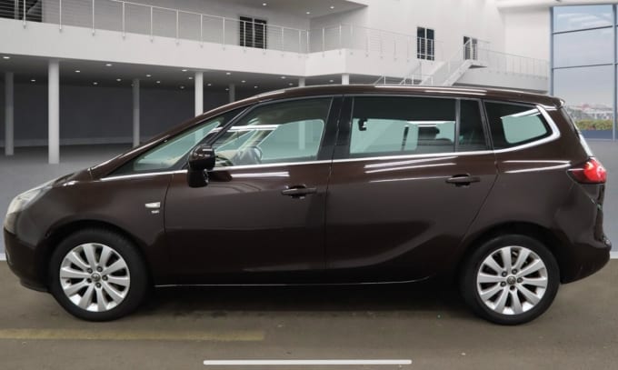 2025 Vauxhall Zafira Tourer