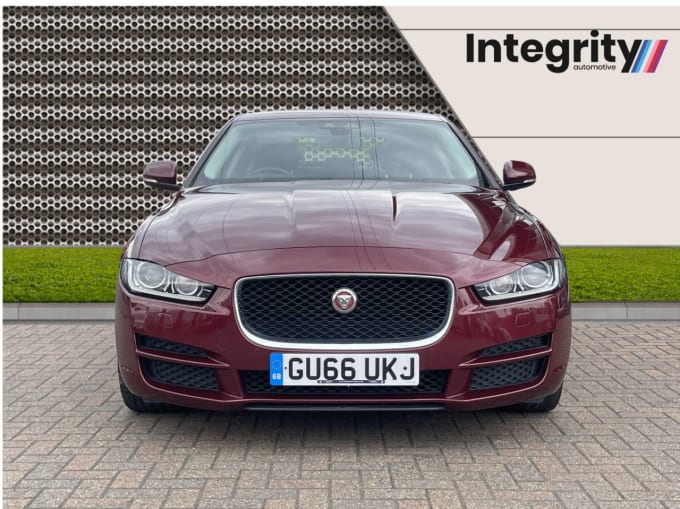 2024 Jaguar Xe