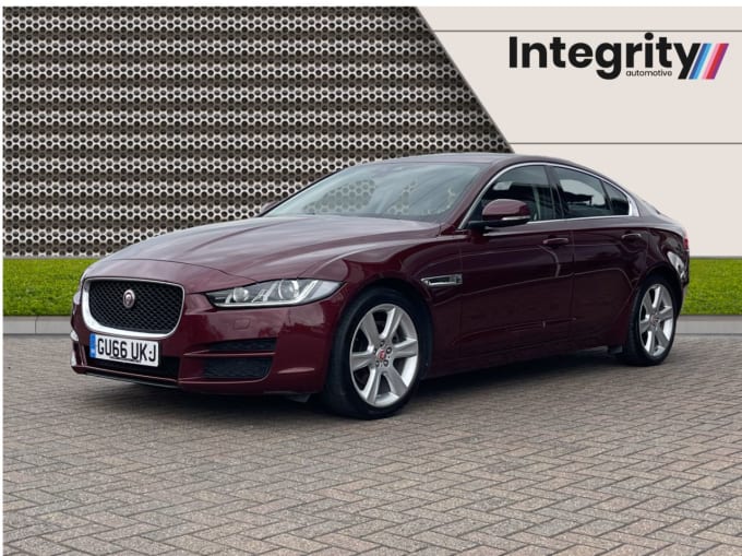 2024 Jaguar Xe