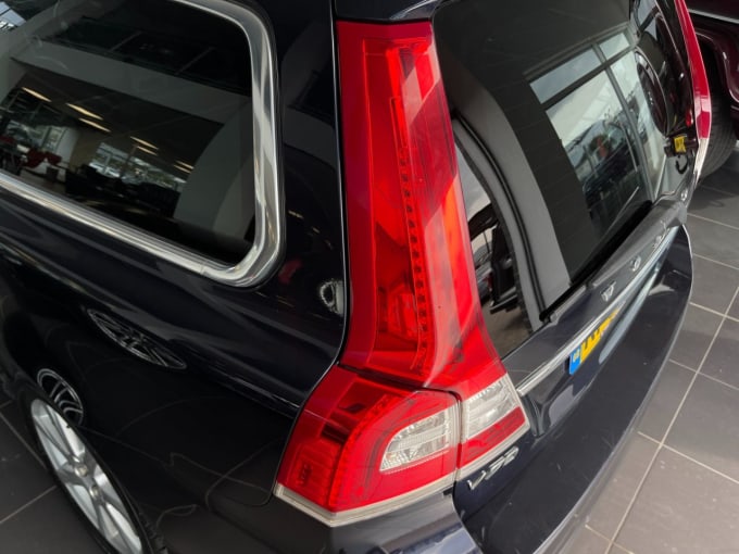 2024 Volvo V70