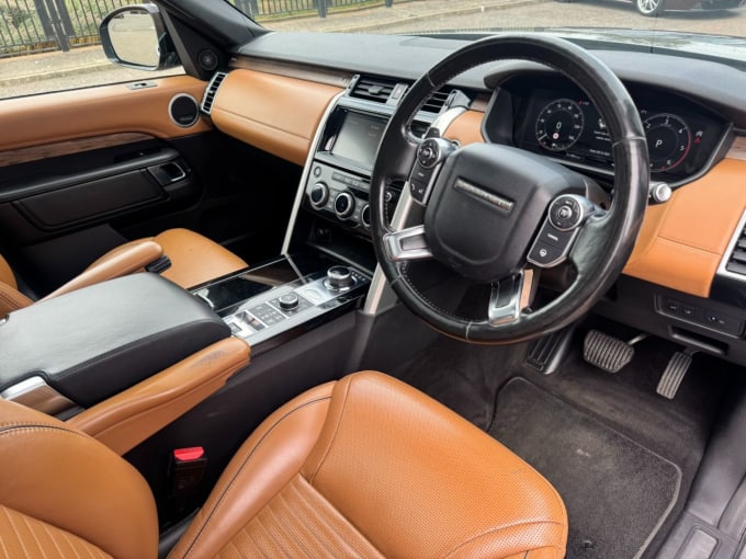 2025 Land Rover Discovery