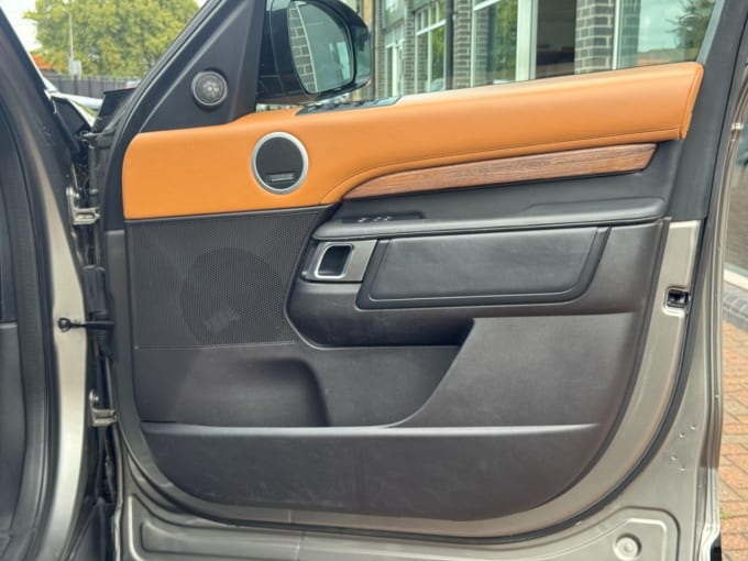 2025 Land Rover Discovery