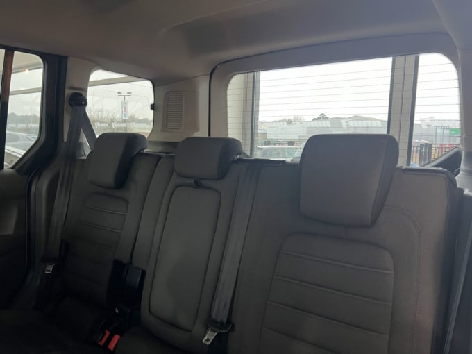 2025 Ford Tourneo Connect