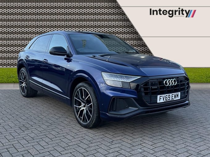 2025 Audi Q8