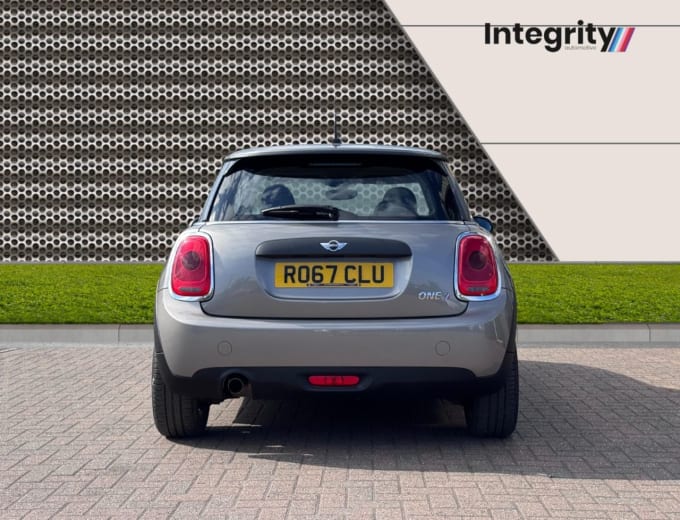 2025 Mini Hatch