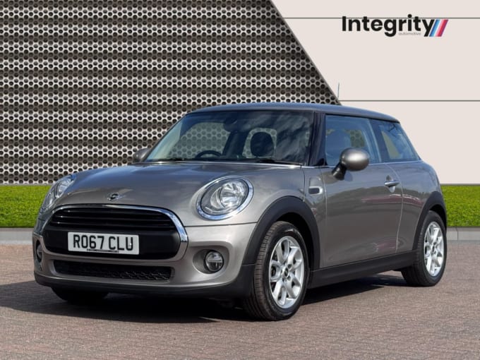 2025 Mini Hatch