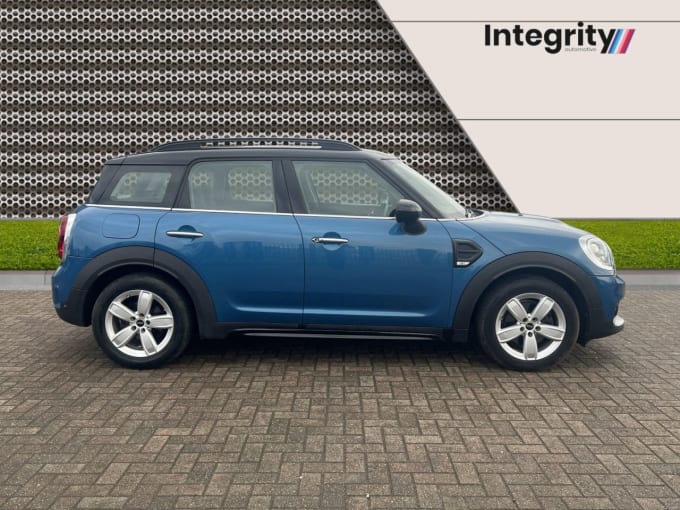 2025 Mini Countryman