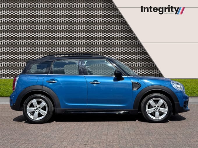 2025 Mini Countryman