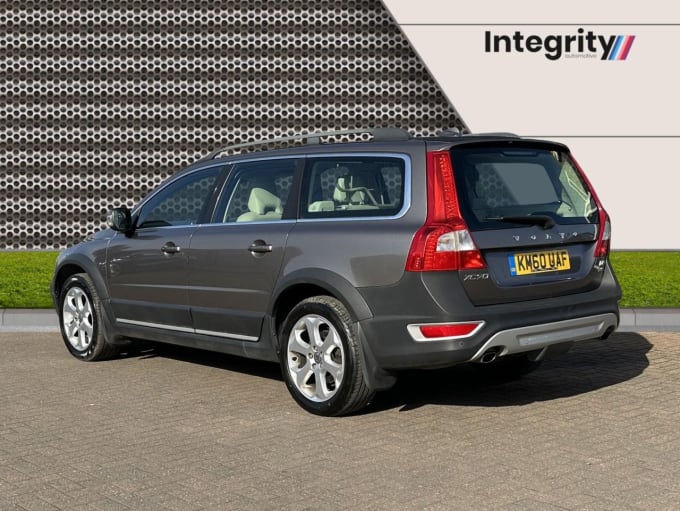 2025 Volvo Xc70