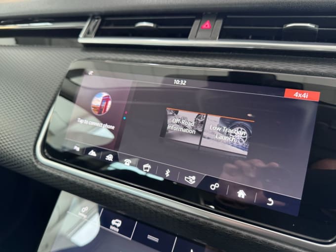 2025 Land Rover Range Rover Velar