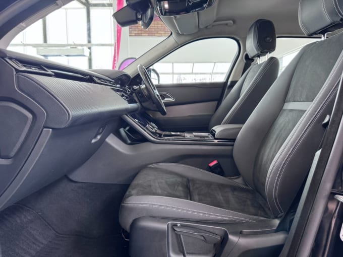 2025 Land Rover Range Rover Velar