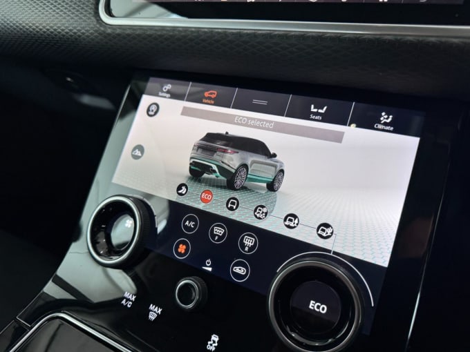 2025 Land Rover Range Rover Velar