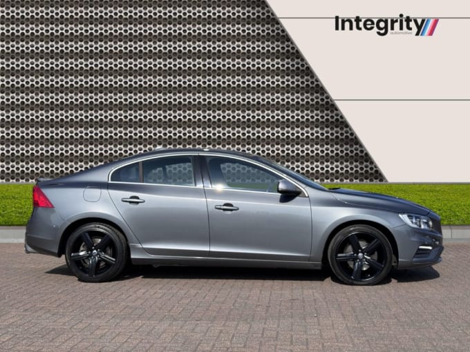 2025 Volvo S60