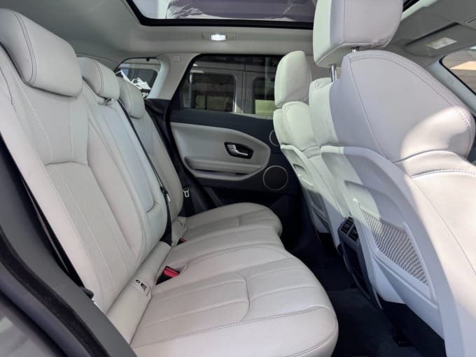 2025 Land Rover Range Rover Evoque