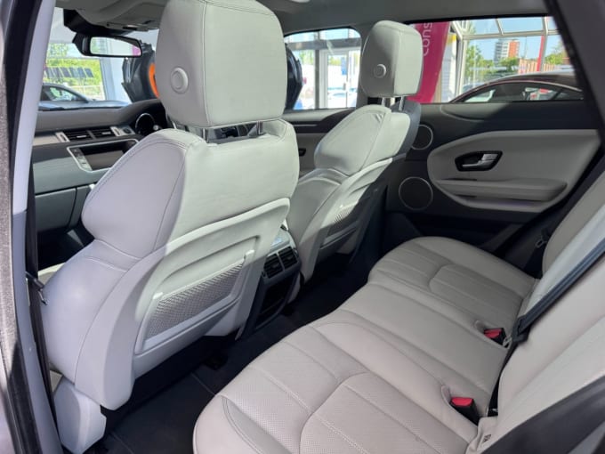 2025 Land Rover Range Rover Evoque