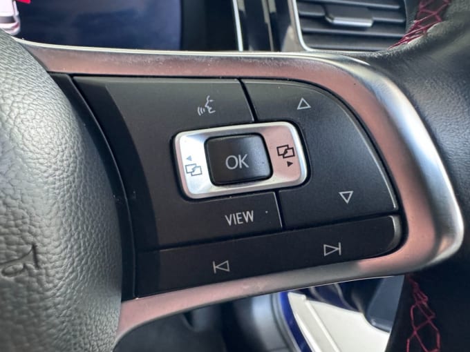 2025 Volkswagen Golf