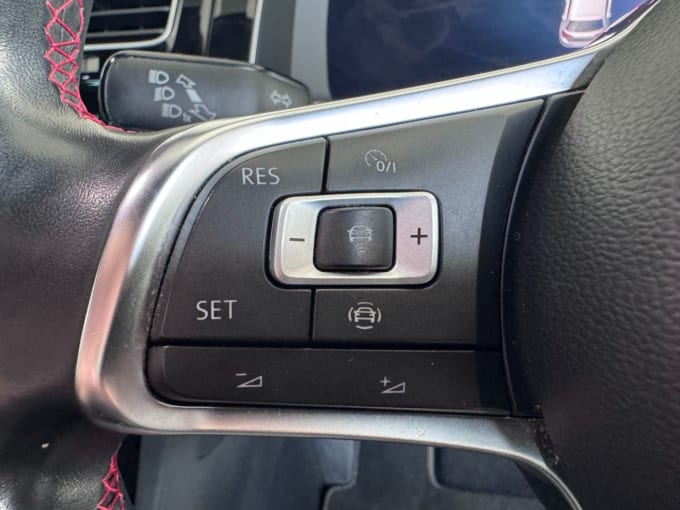 2025 Volkswagen Golf
