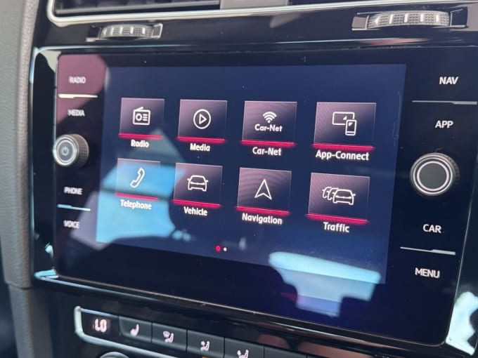 2025 Volkswagen Golf