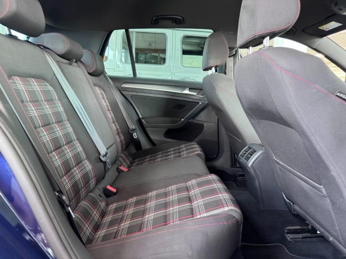 2025 Volkswagen Golf