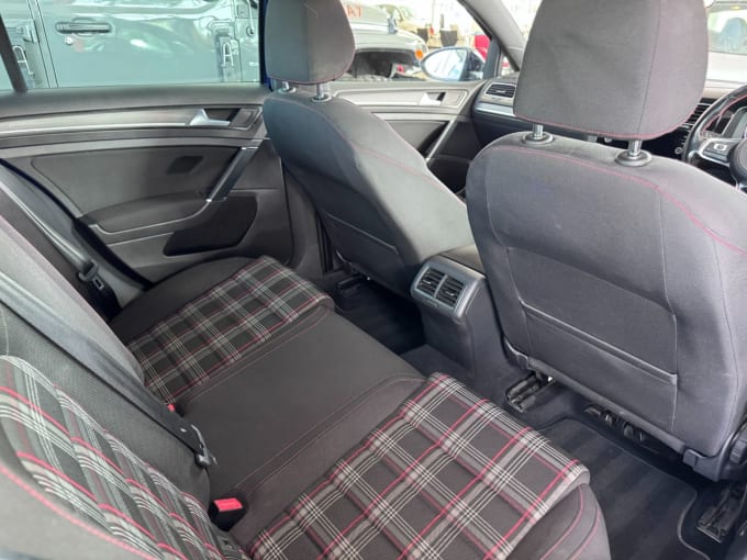 2025 Volkswagen Golf