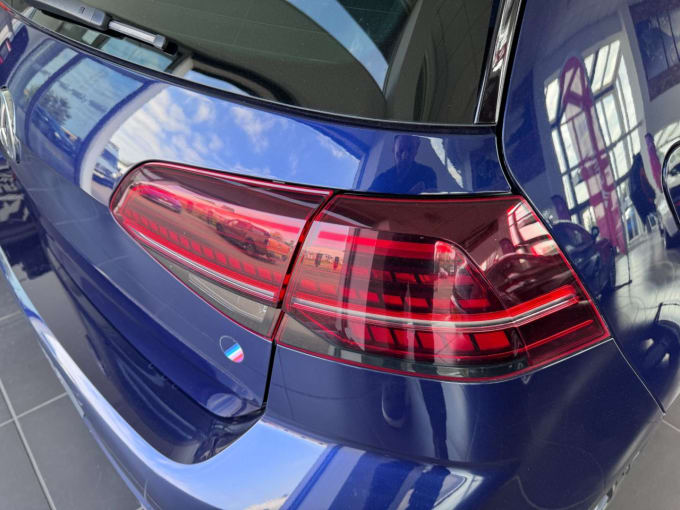 2025 Volkswagen Golf