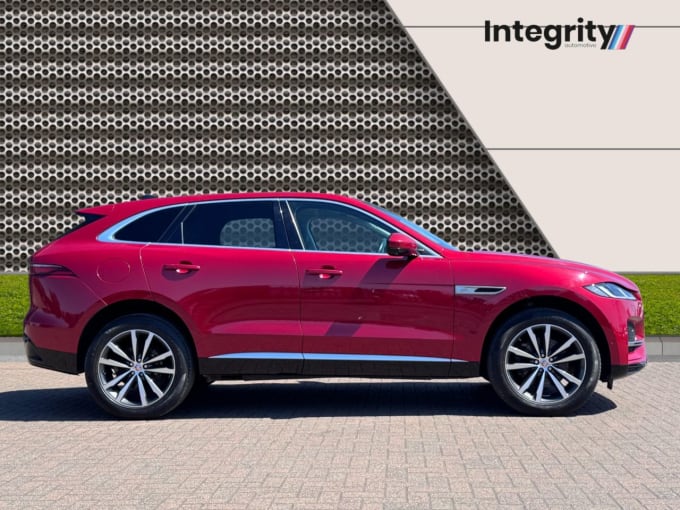 2025 Jaguar F-pace