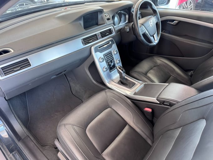 2025 Volvo S80