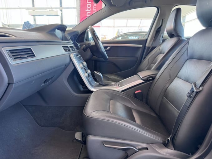 2025 Volvo S80