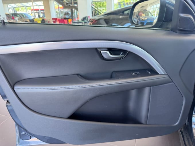 2025 Volvo S80