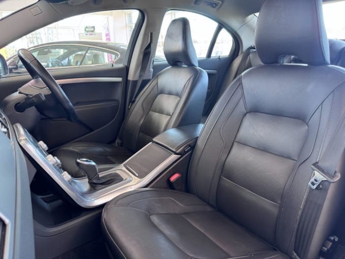 2025 Volvo S80