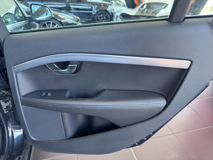 2025 Volvo S80