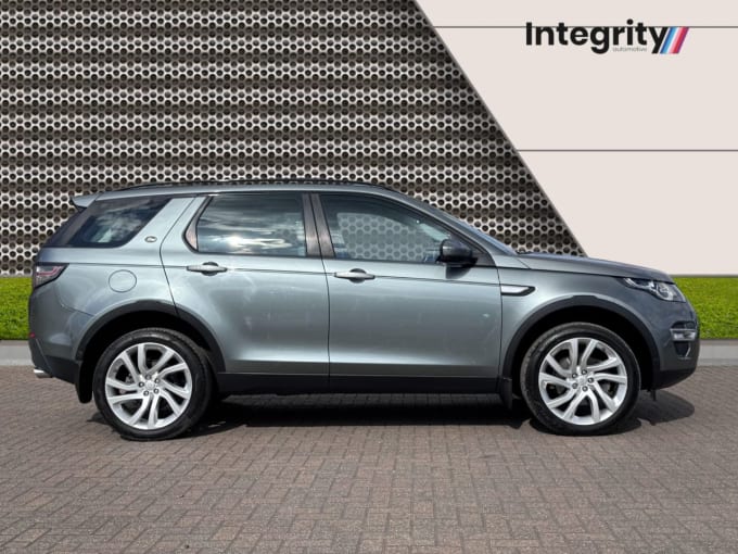 2025 Land Rover Discovery Sport