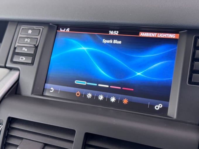 2025 Land Rover Discovery Sport