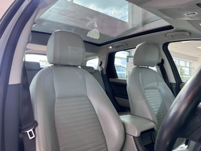 2025 Land Rover Discovery Sport