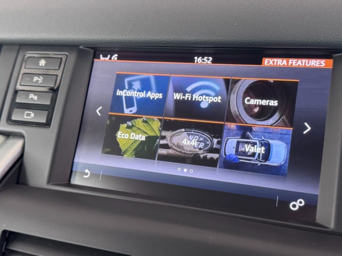 2025 Land Rover Discovery Sport