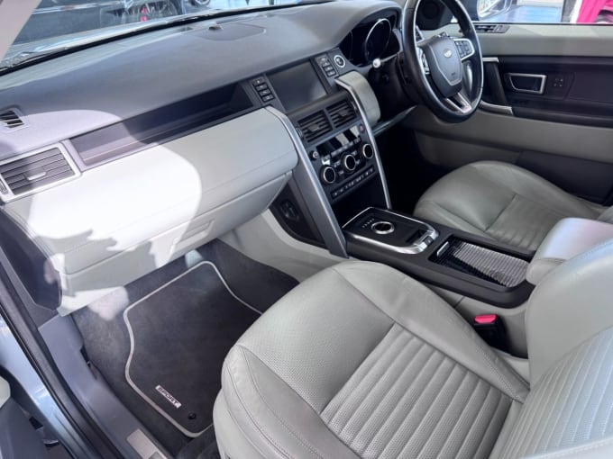 2025 Land Rover Discovery Sport