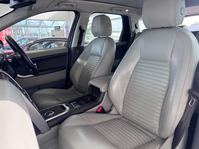 2025 Land Rover Discovery Sport
