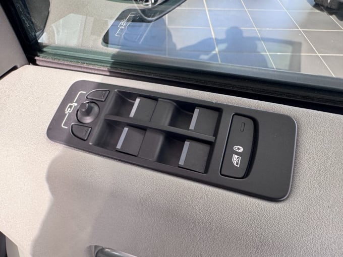 2025 Land Rover Discovery Sport