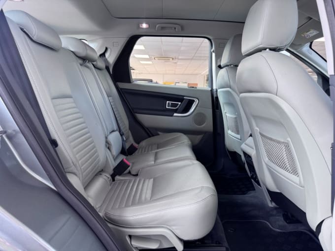2025 Land Rover Discovery Sport