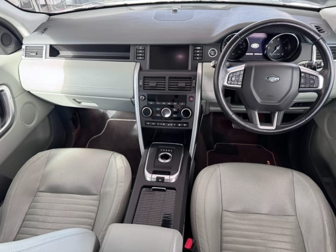 2025 Land Rover Discovery Sport