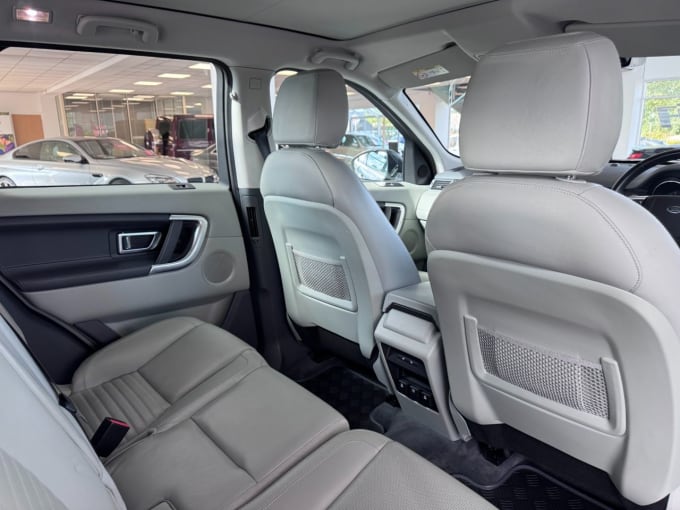 2025 Land Rover Discovery Sport