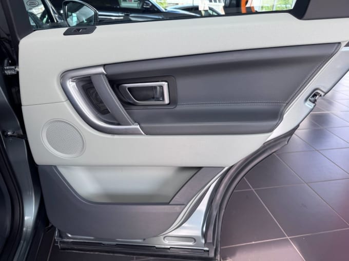 2025 Land Rover Discovery Sport