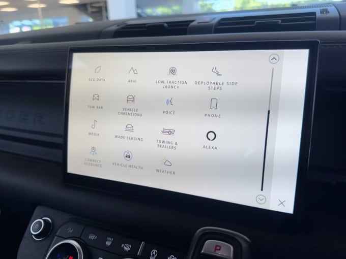 2025 Land Rover Defender