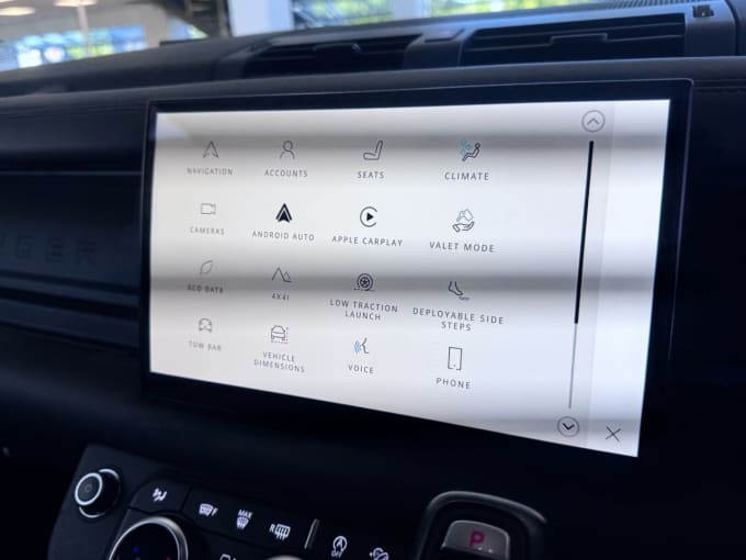 2025 Land Rover Defender
