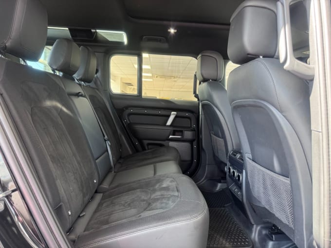2025 Land Rover Defender