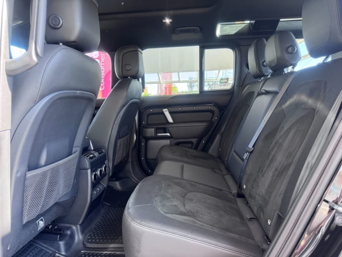 2025 Land Rover Defender