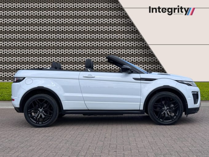 2025 Land Rover Range Rover Evoque