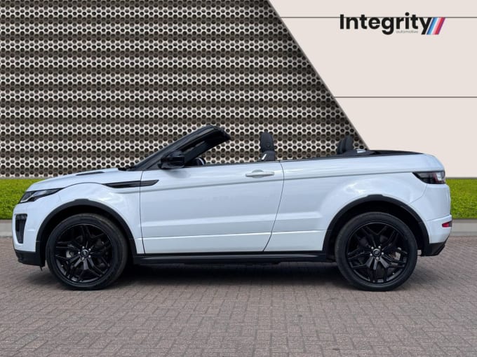 2025 Land Rover Range Rover Evoque